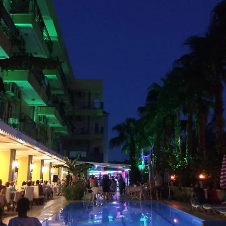 ホテル Santana 3*