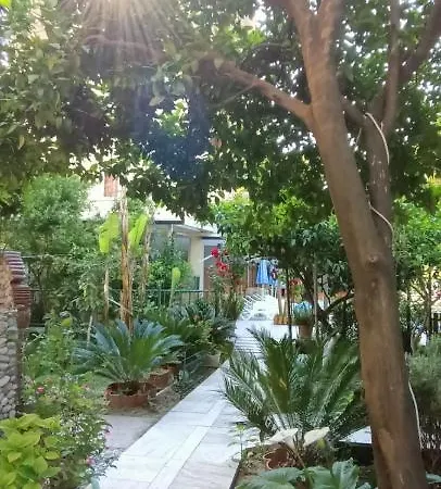 מלון Santana 3*