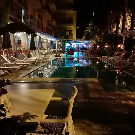 ホテル Santana ベルディビ