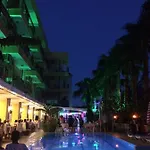 Hotel Santana 3*