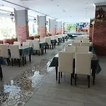 Santana Hotel 3*