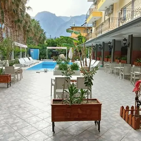 Santana Hotel