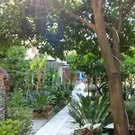 Hotel Santana 3*